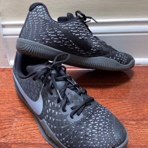 Kobe 11: Size 11.5